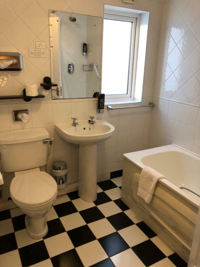 Amber Hill Bed and Breakfast Galway Exteriör bild