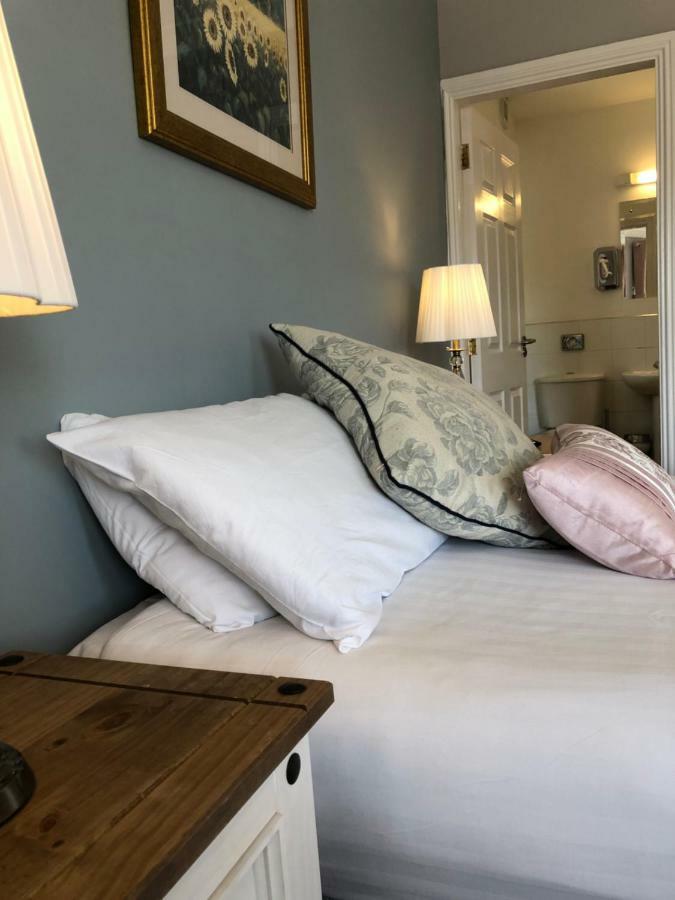 Amber Hill Bed and Breakfast Galway Exteriör bild