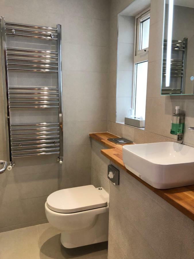 Amber Hill Bed and Breakfast Galway Exteriör bild